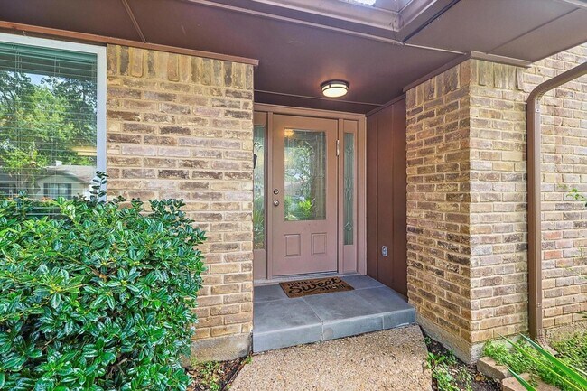 Building Photo - 7317 La Manga Drive
