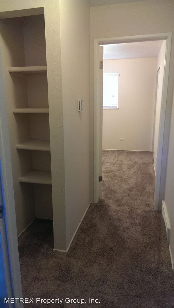 Building Photo - 2 br, 1 bath Apartment - 8201 W 9th Ave