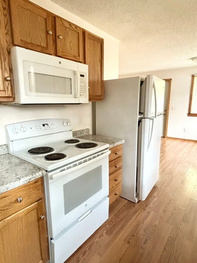 Foto del edificio - Available Now 2 Bedroom 1 Bath Single Family Home in Waite Park