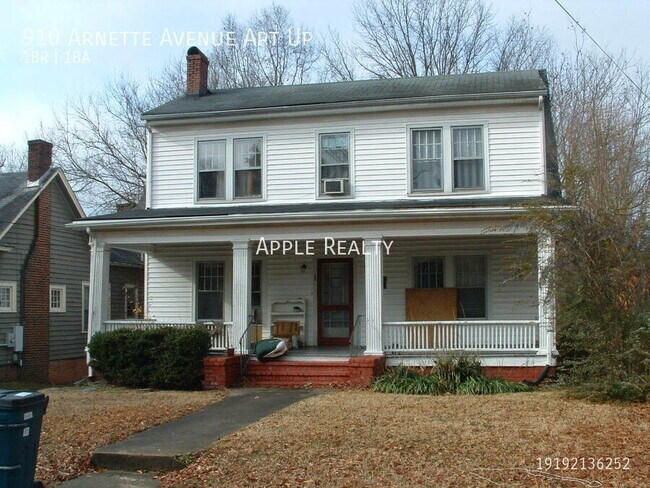 Foto del edificio - 910 Arnette Ave