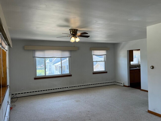 Foto del edificio - 2111 Osborn St