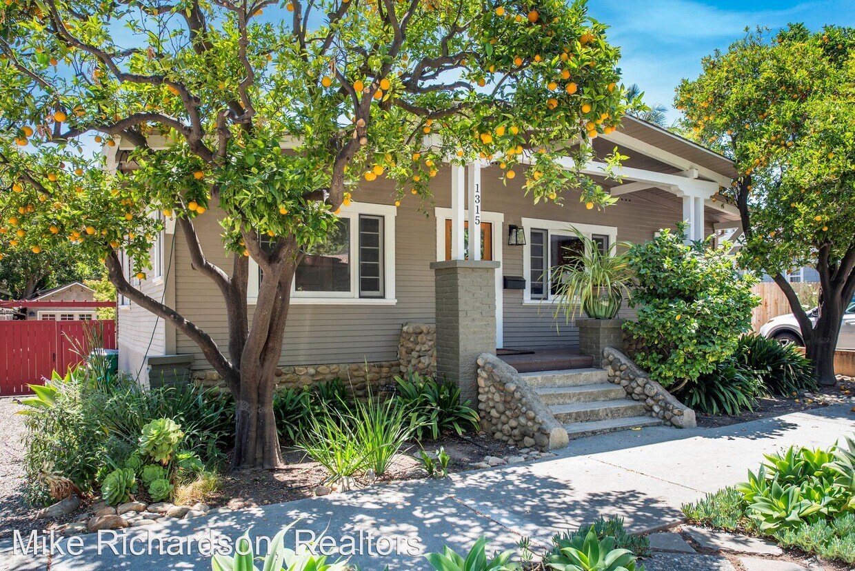 Primary Photo - 2 br, 2 bath House - 1315 N Salsipuedes St.