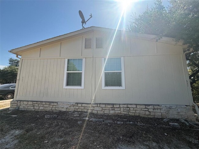 Building Photo - 23393 Nameless Rd