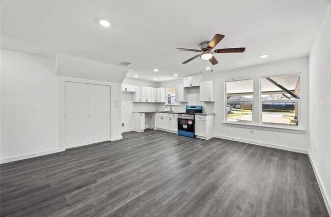 Foto del edificio - 2320 Wavell St