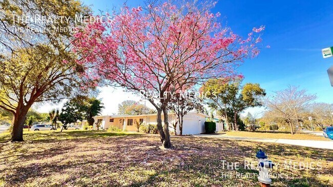 Foto del edificio - 1516 Dove Dr