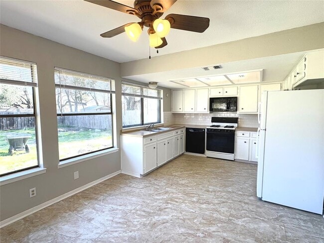 Foto del edificio - 3419 Lonesome Trail