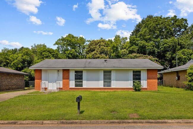 Foto del edificio - Charming 3 Bedroom, 2 Bathroom house
