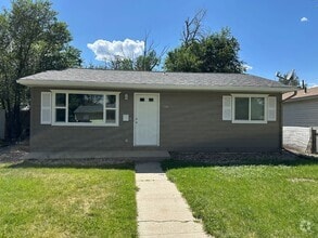 Building Photo - 1344 Custer Ave