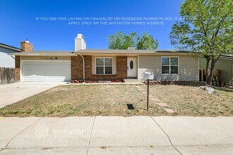 Building Photo - 11156 Forest Ave