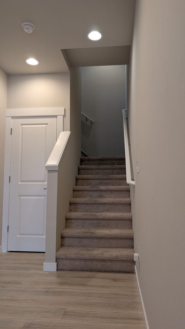 Foto del edificio - Mill  Creek 3 bedroom Townhome