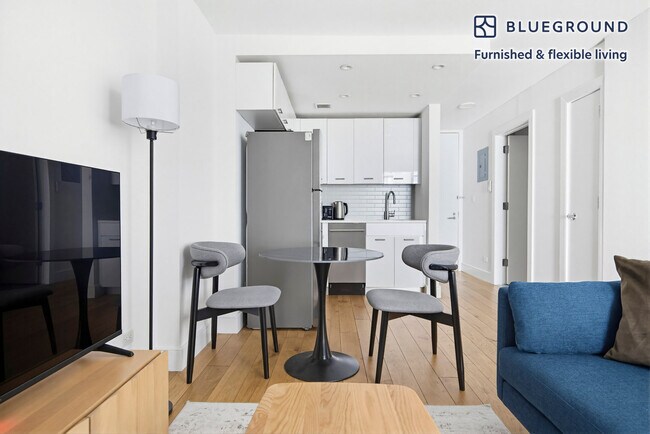 Foto del edificio - 230 E 44th St