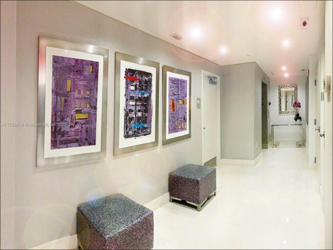 Foto del edificio - 7935 East Dr