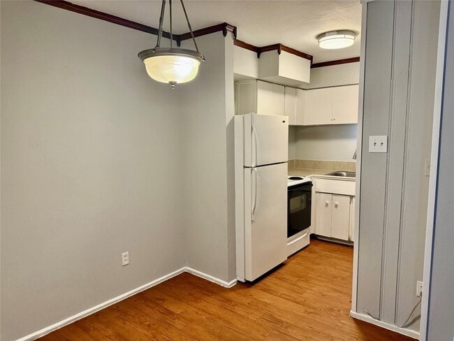 Foto del edificio - 1000 Heights Blvd