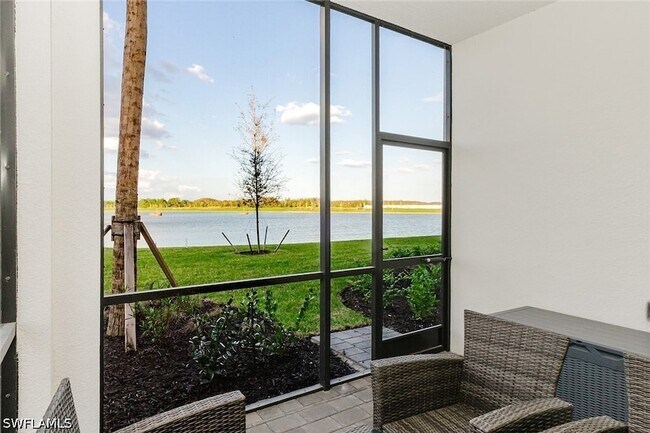 Foto del edificio - 15835 Green Acres Avenue Unit 3311