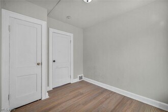Building Photo - 4306 Buechner Ave