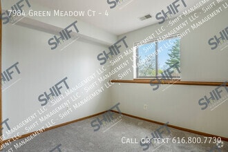 Building Photo - 7984 Green Meadow Ct