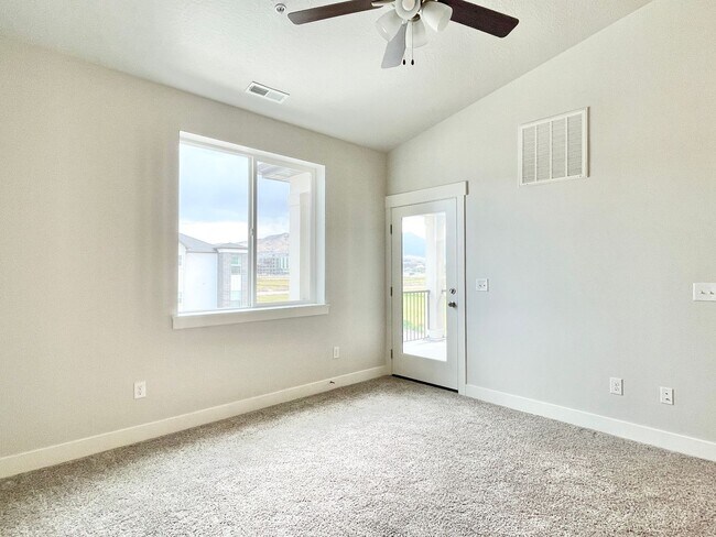 Foto del edificio - Beautiful Lehi Condo with Views!