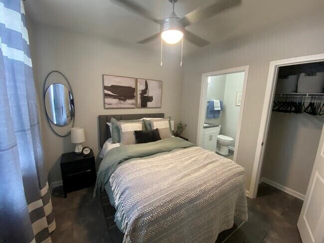 Building Photo - 350 St Joseph St