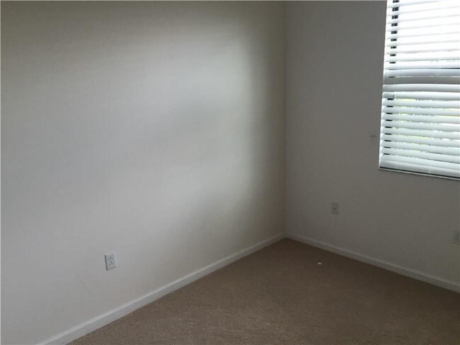 Foto del edificio - 3300 NW 126th Ave