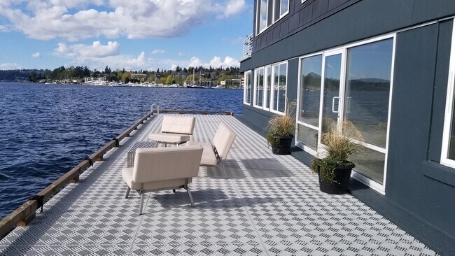 Foto del edificio - 733 Lake St S