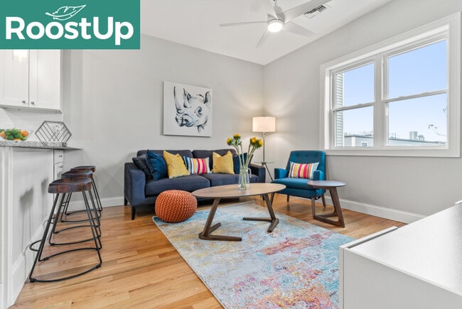 Building Photo - Furnished Bedroom with Private Bath in South Boston