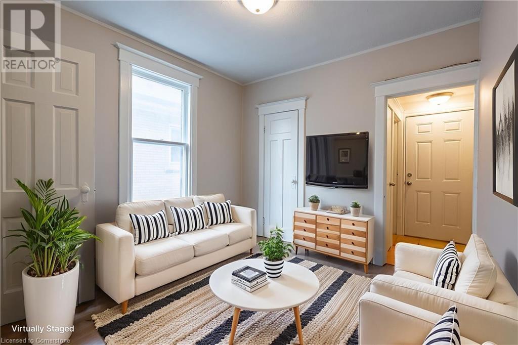 Photo principale - 89 Carrick Ave