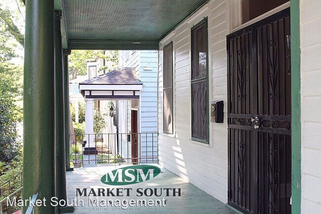 Building Photo - 2 br, 1 bath House - 407 E. Bolton Street