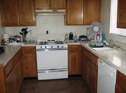 Kitchen - 11218 Oxnard St