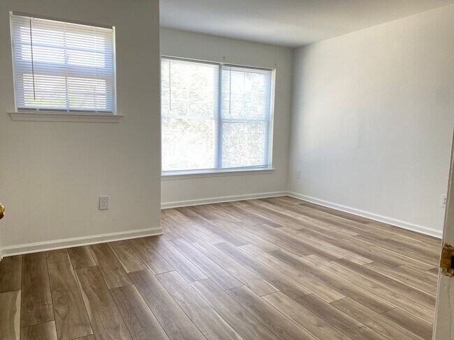 Building Photo - 760 N 41st St
