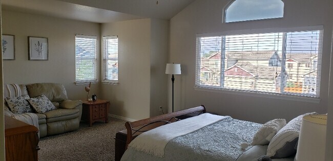 Building Photo - 13575 Horseshoe Cir