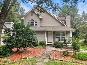 Building Photo - 1454 Hembree Station Dr