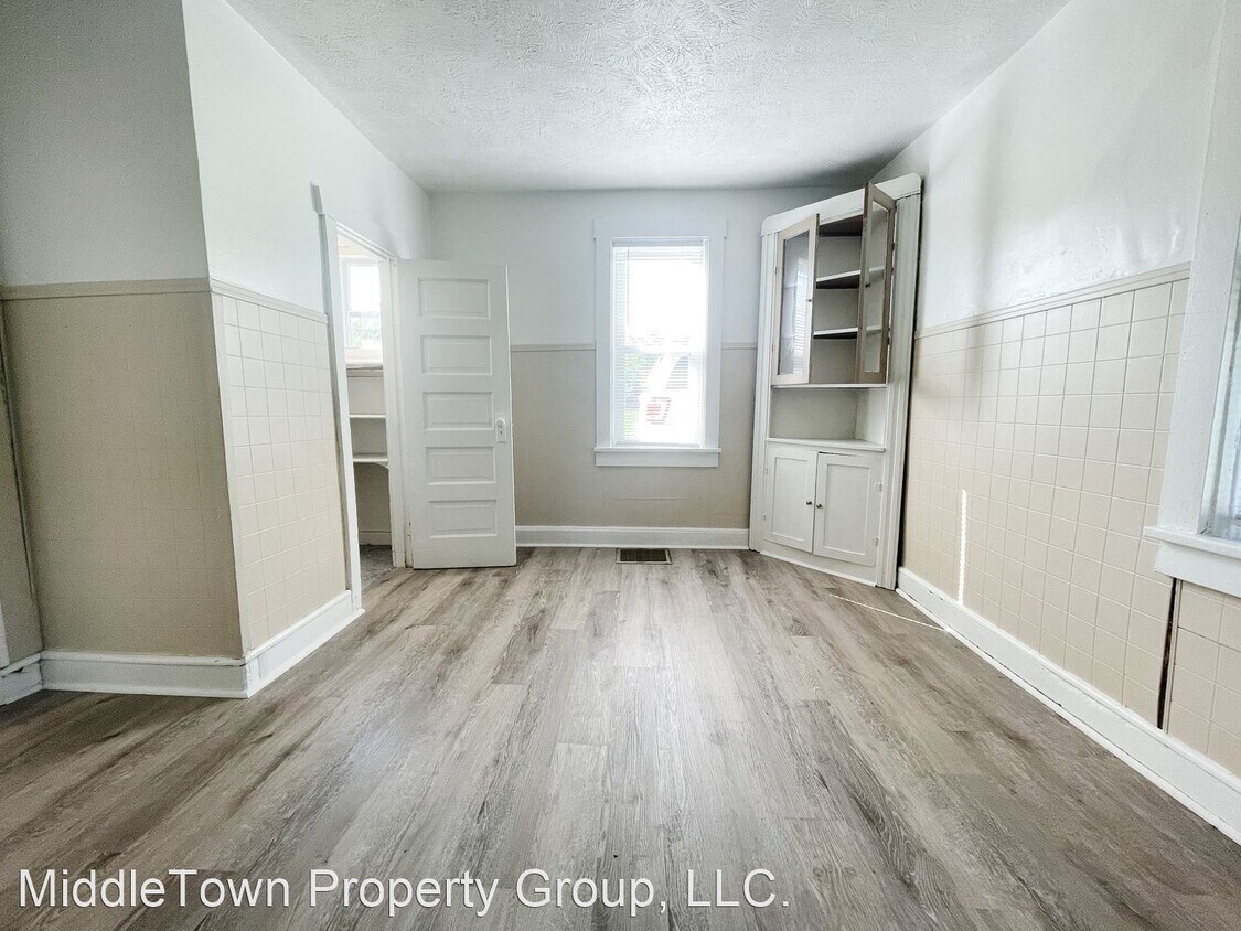 Primary Photo - 3 br, 1 bath House - 600 E Streeter St.