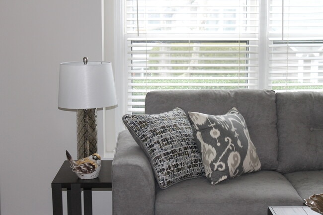 Building Photo - 7245 Meeting St