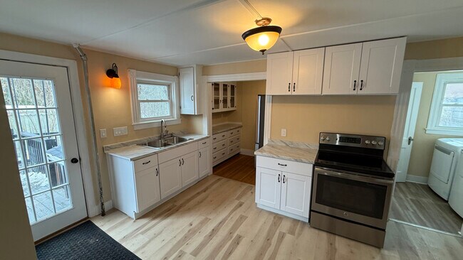 Foto del edificio - 5 Whipple Ct