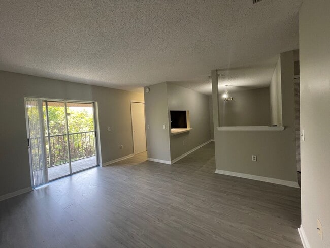 Foto del edificio - 2 bedroom 2 bathroom in Summer Place, Merritt Island