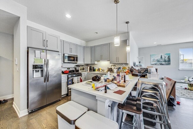 Foto del edificio - 3620 W Irving Park Rd