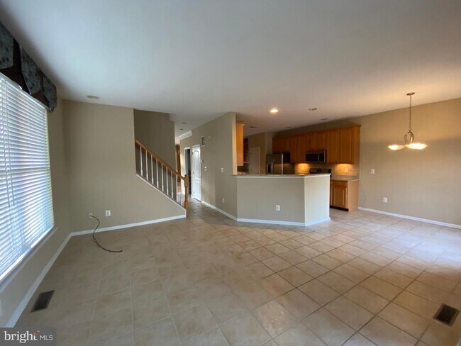 Foto del edificio - 22546 Airmont Woods Terrace