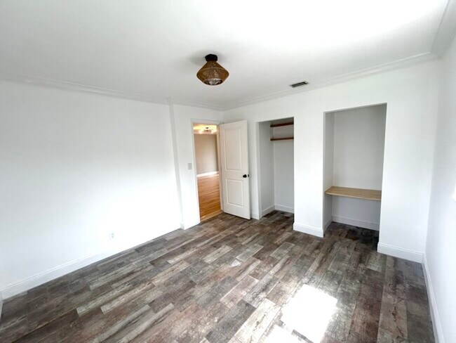 Foto del edificio - 1510 Cleveland St