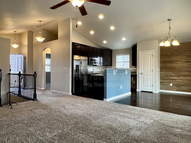 Building Photo - 10020 Seawolf Dr