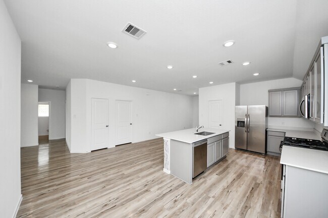 Building Photo - 5106 Marlin Reef Dr