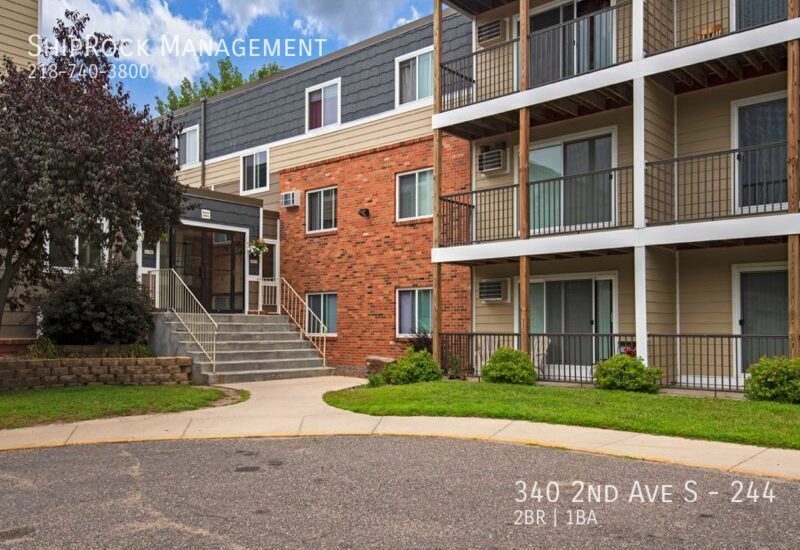 Foto principal - 340 2nd Ave S