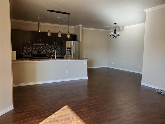 Foto del edificio - 1100 W Trinity Mills Rd
