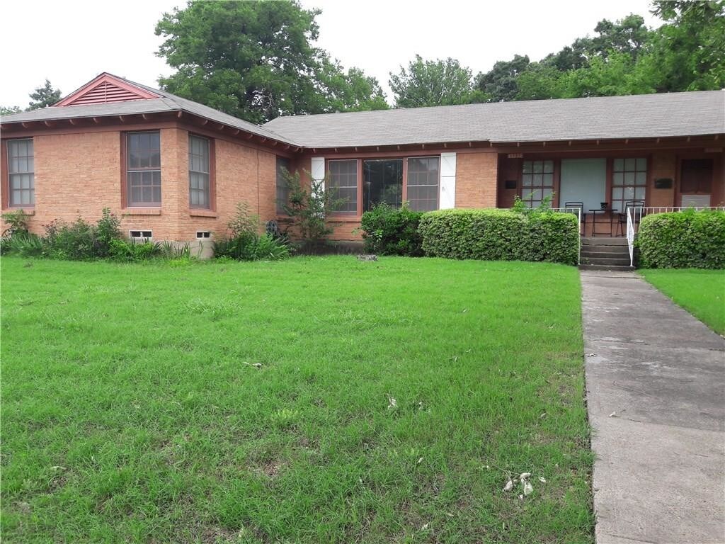 Primary Photo - 1737 Mariposa Dr