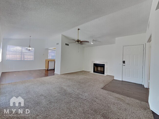 Building Photo - 6842 W State Ave