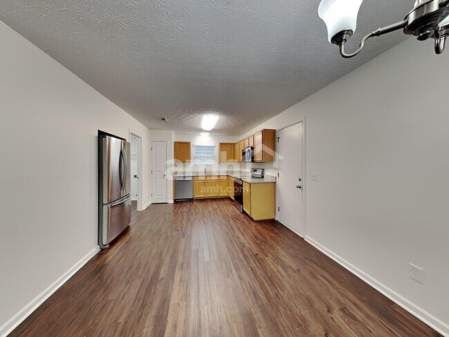 Foto del edificio - 1395 Ithaca Dr