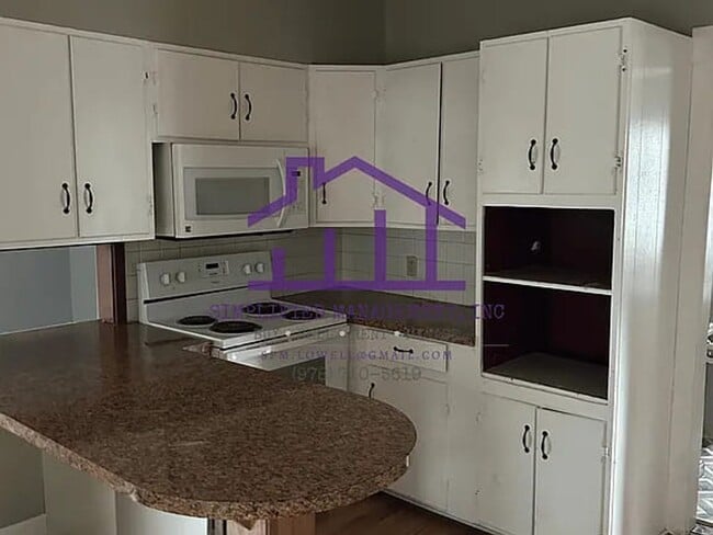 Building Photo - 192-194 Pine St., Fitchburg, MA