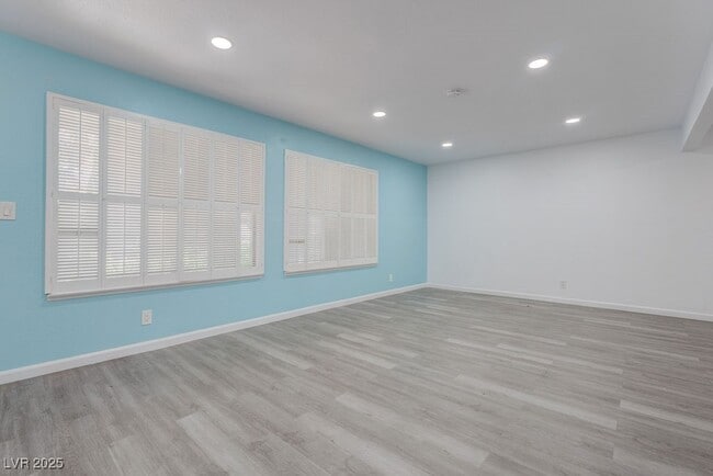 Building Photo - 3355 Zephyr Ct