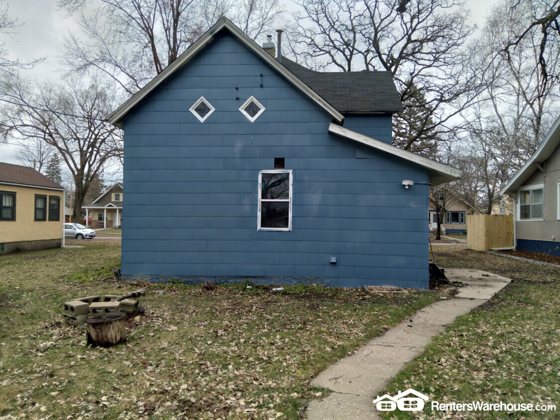 Foto principal - 225 3rd Ave S