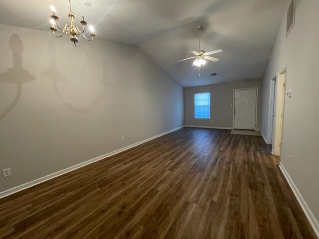 Foto del edificio - 504 Edgecliff Ln