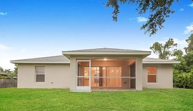 Foto del edificio - 5561 Benton St